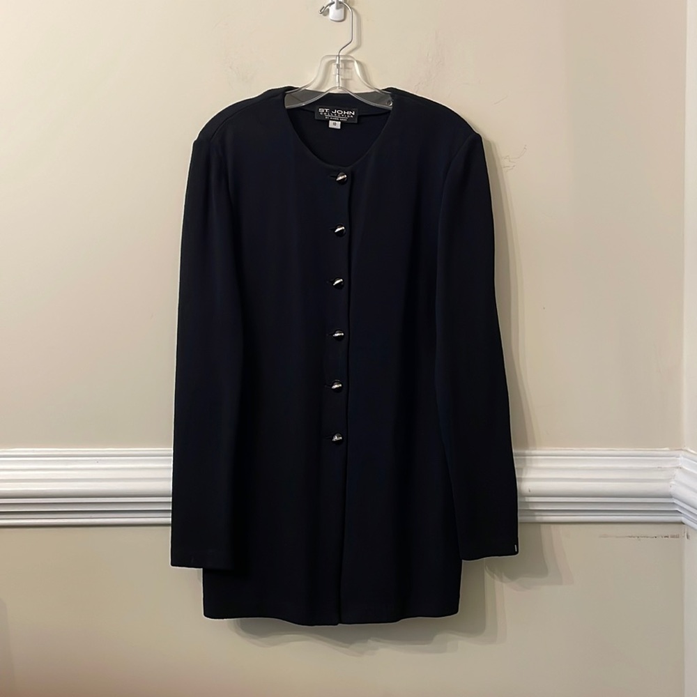 St.John skirt and cardigan SET Cardigan with logo buttons